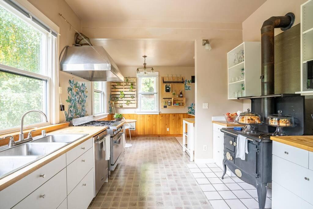 Charming 1Bd Suite In Capitol Hill - Foxglove Inn Σιάτλ Εξωτερικό φωτογραφία