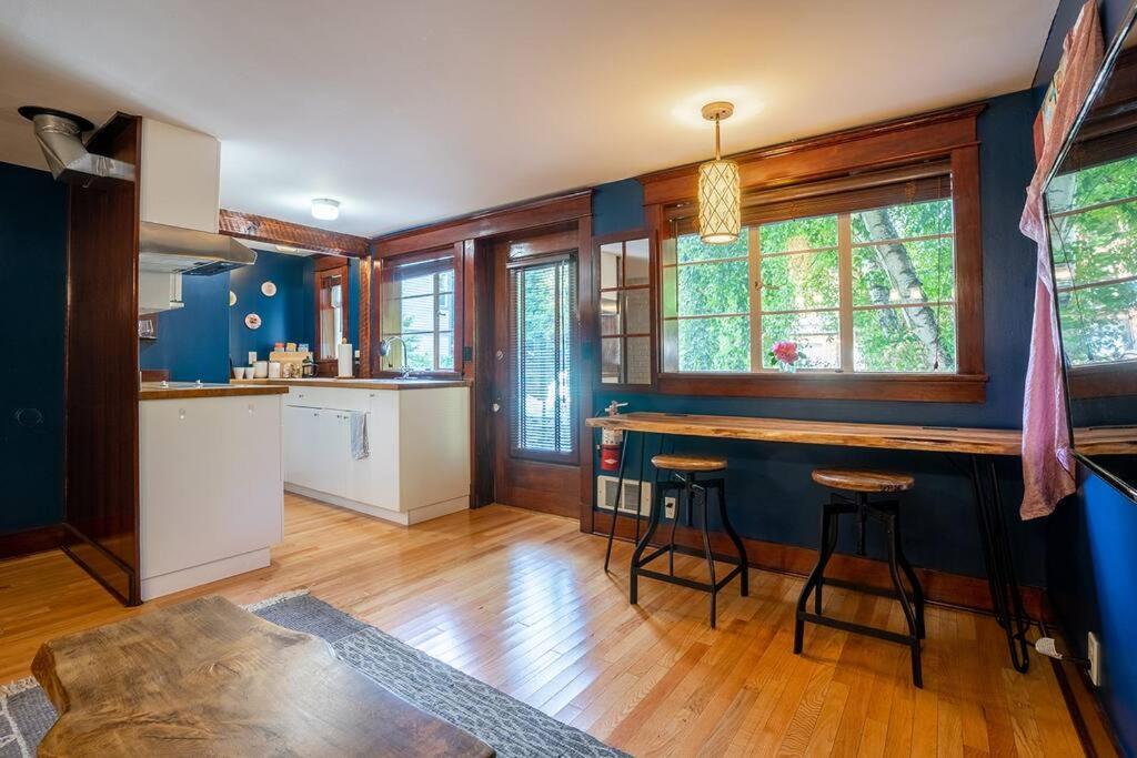 Charming 1Bd Suite In Capitol Hill - Foxglove Inn Σιάτλ Εξωτερικό φωτογραφία